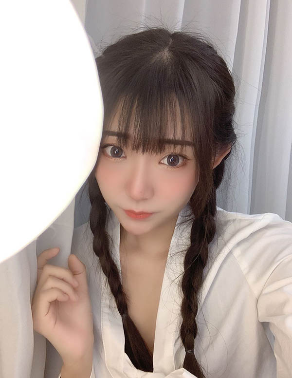 温哥华模特预约微信